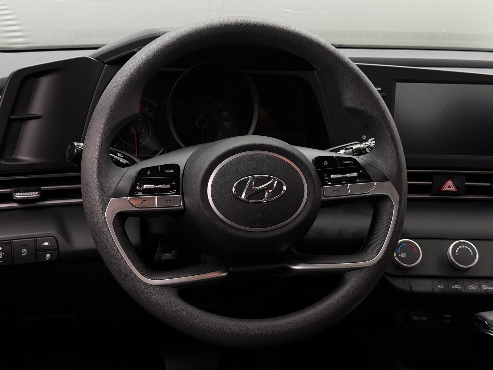 Thumbnail: 2023 Hyundai Elantra - 5