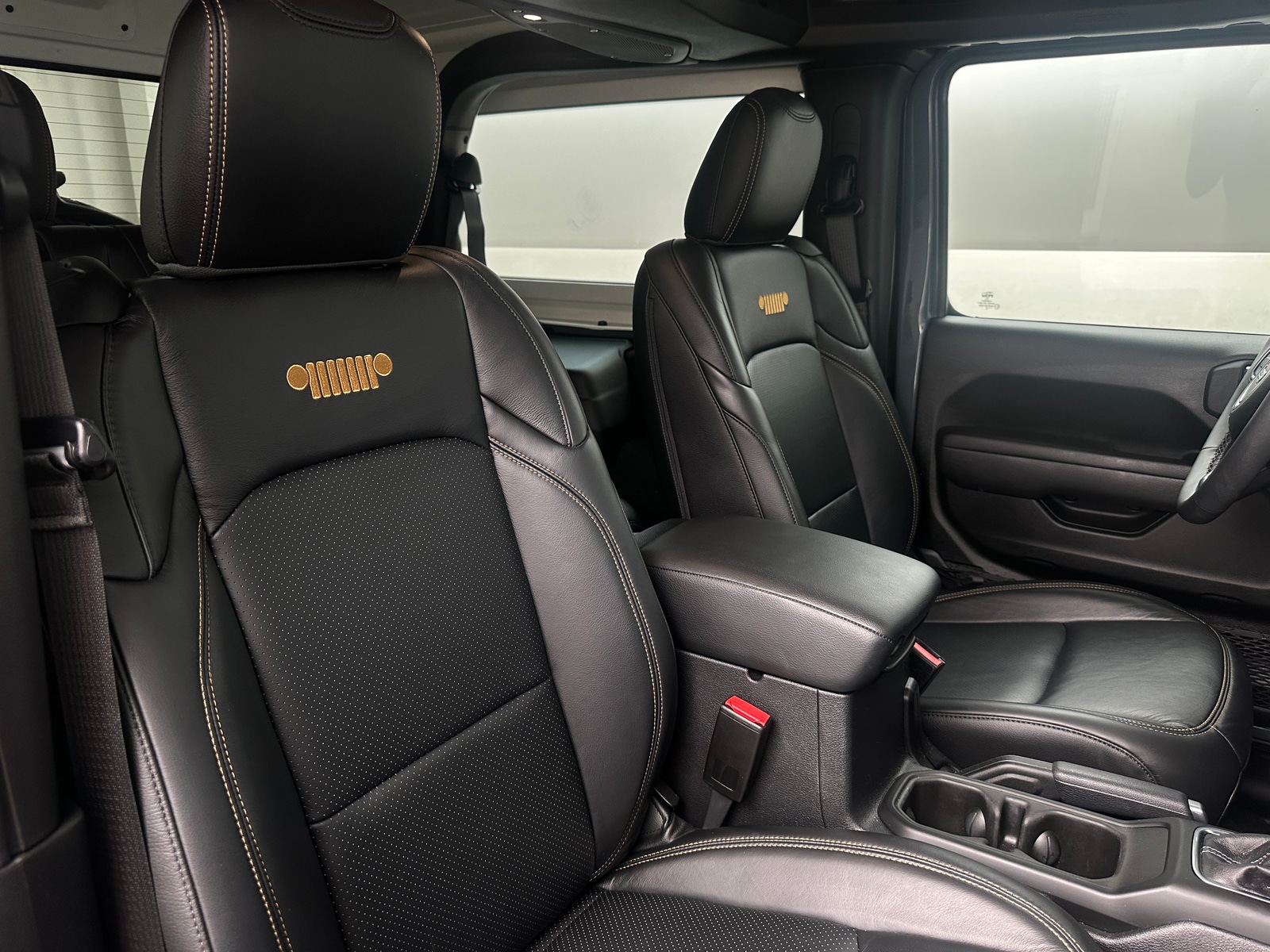 Thumbnail: 2025 Jeep Wrangler - 2