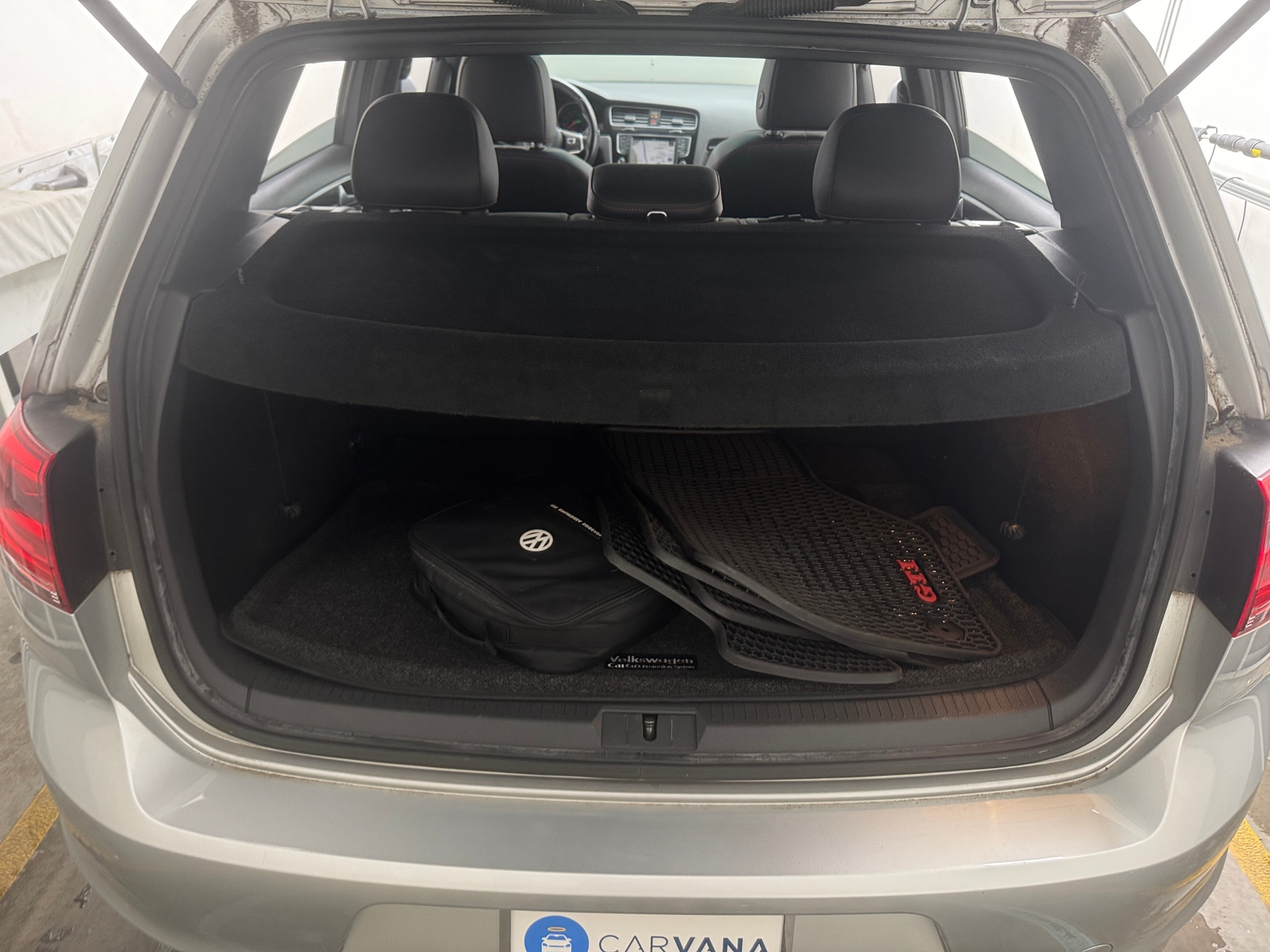 Thumbnail: 2016 Volkswagen Golf - 6