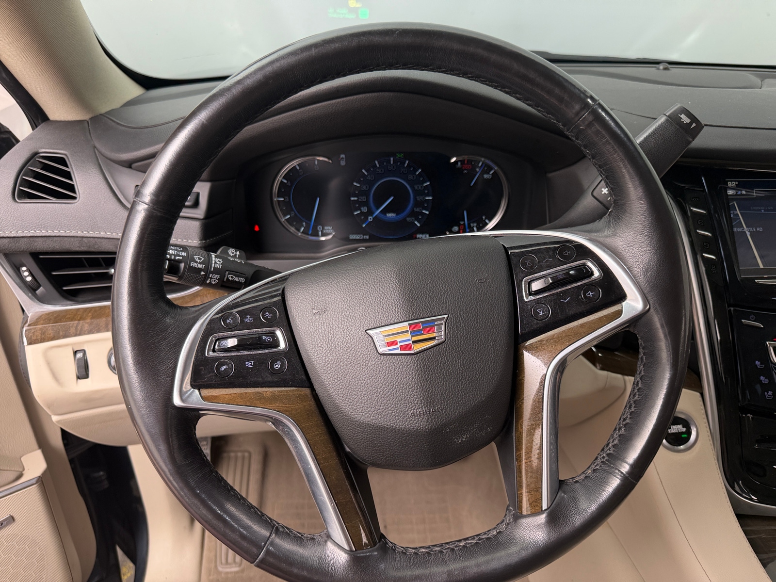 Thumbnail: 2020 Cadillac Escalade - 4