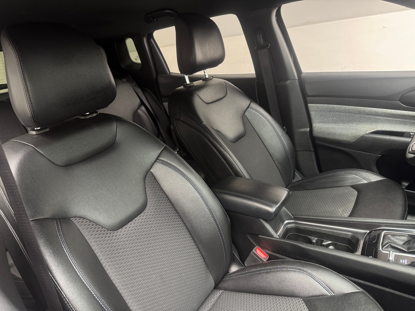 Thumbnail: 2024 Jeep Compass - 2