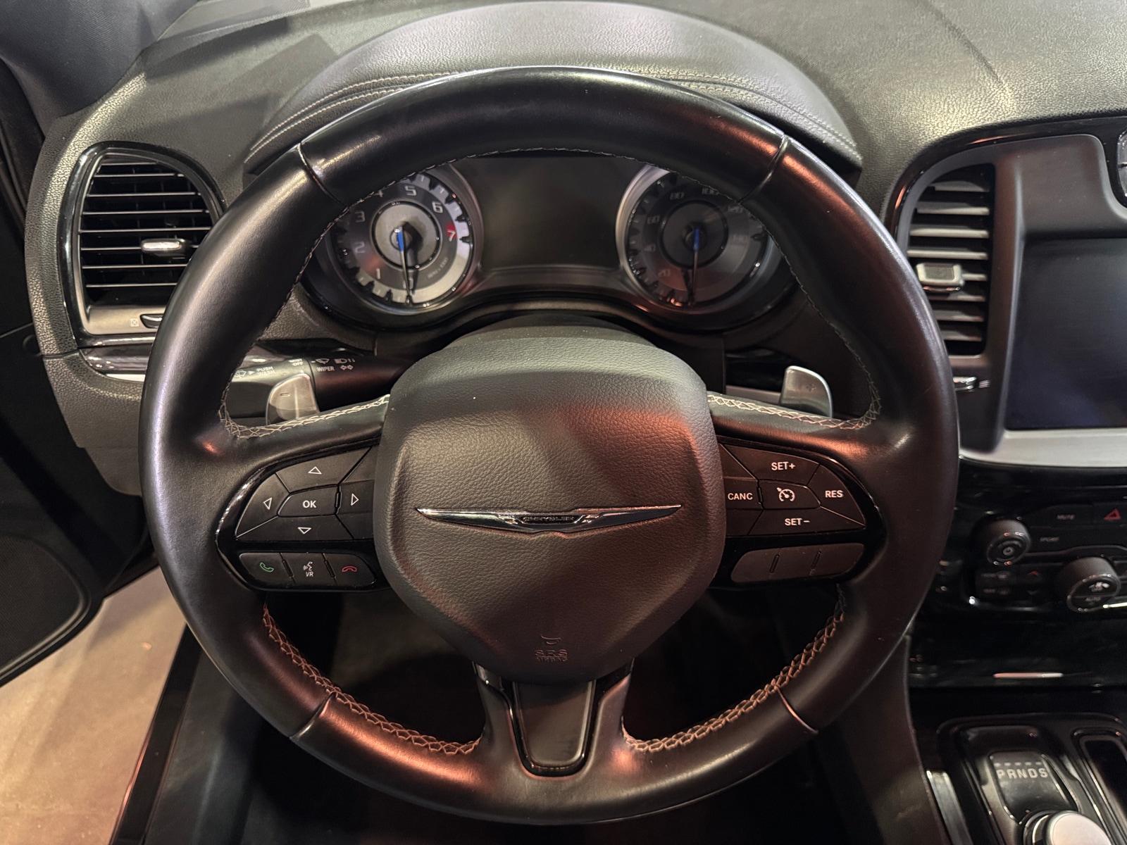 Thumbnail: 2017 Chrysler 300 - 4