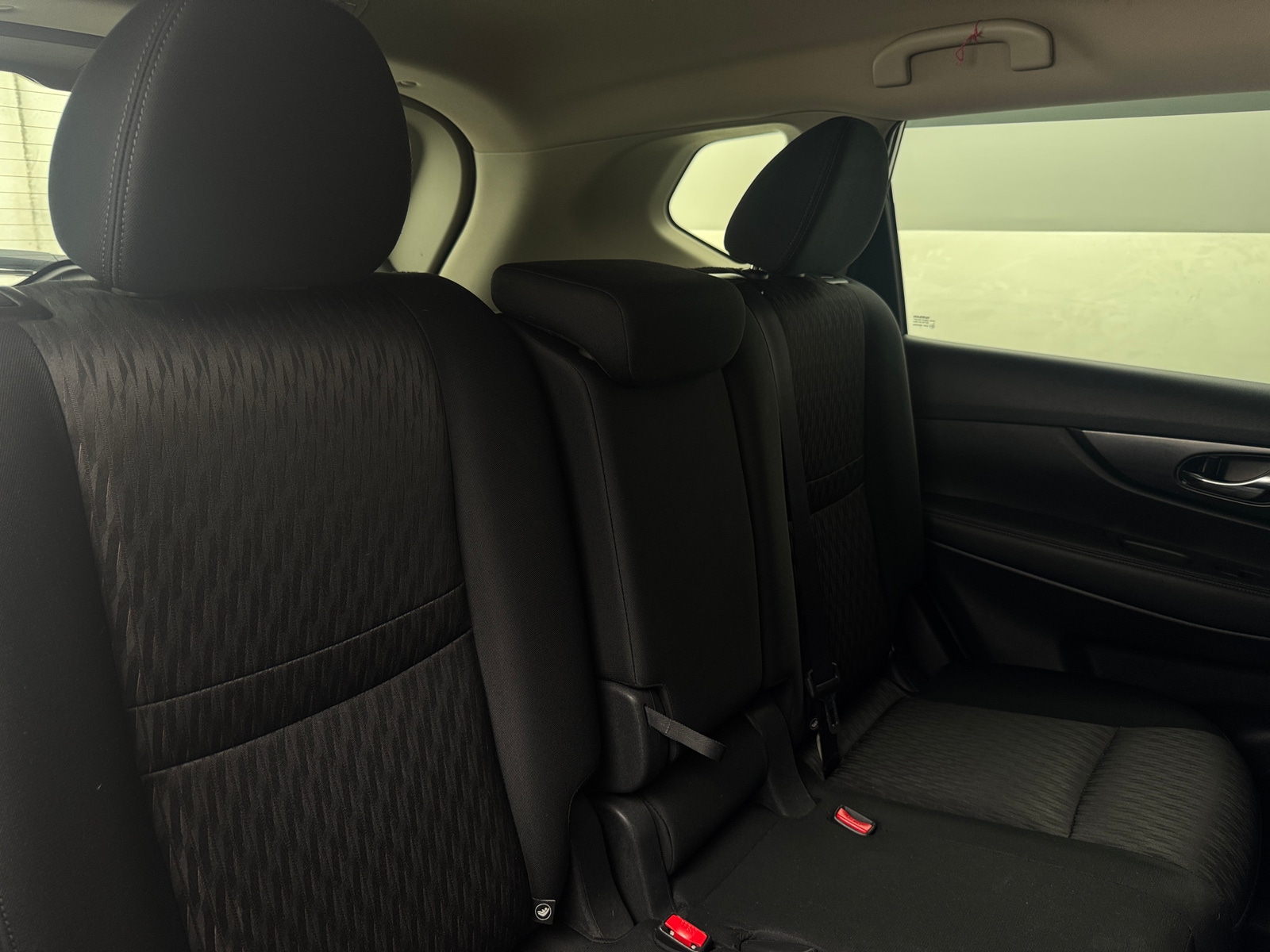 Thumbnail: 2017 Nissan Rogue - 6