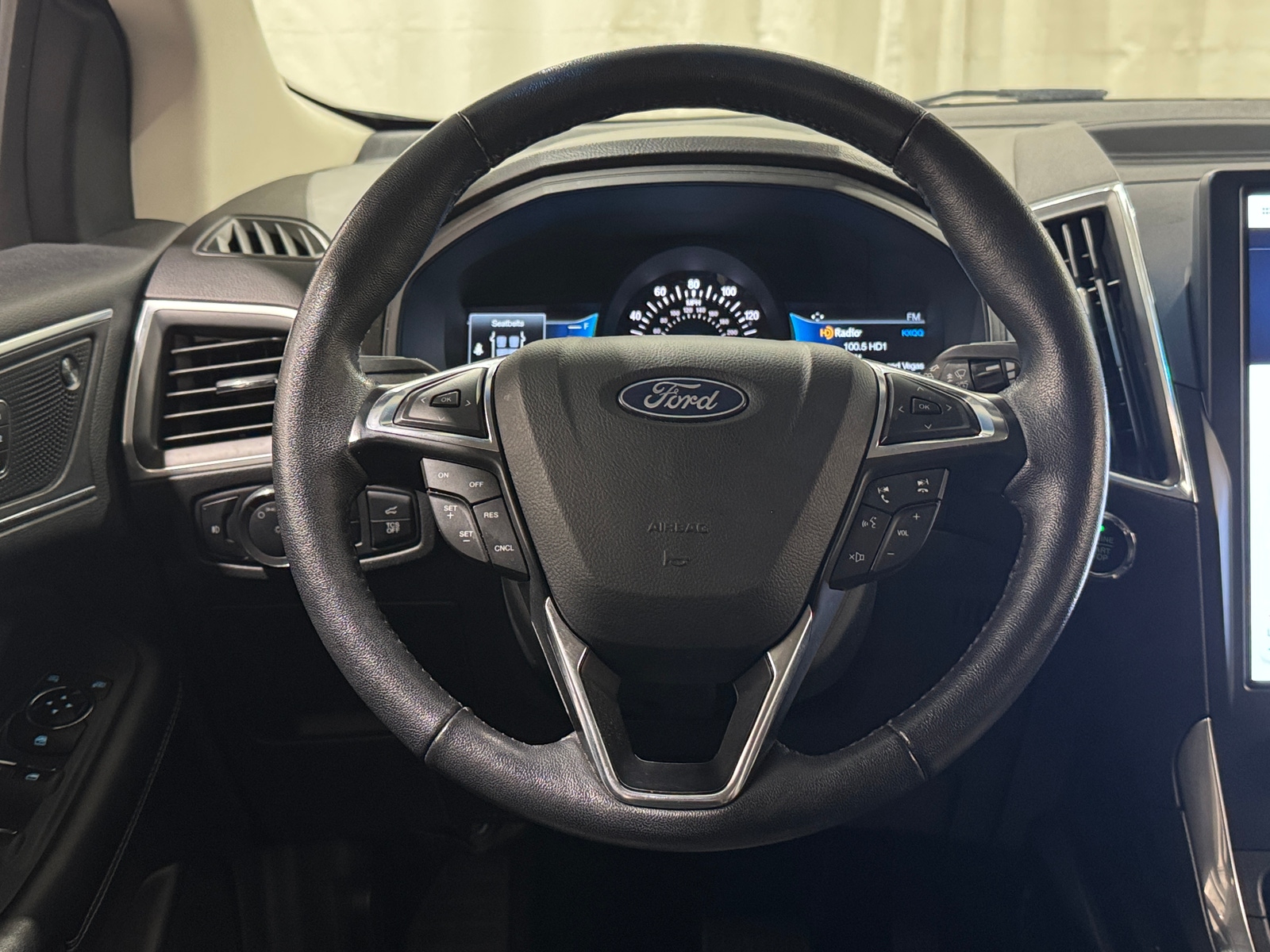 Thumbnail: 2024 Ford Edge - 4