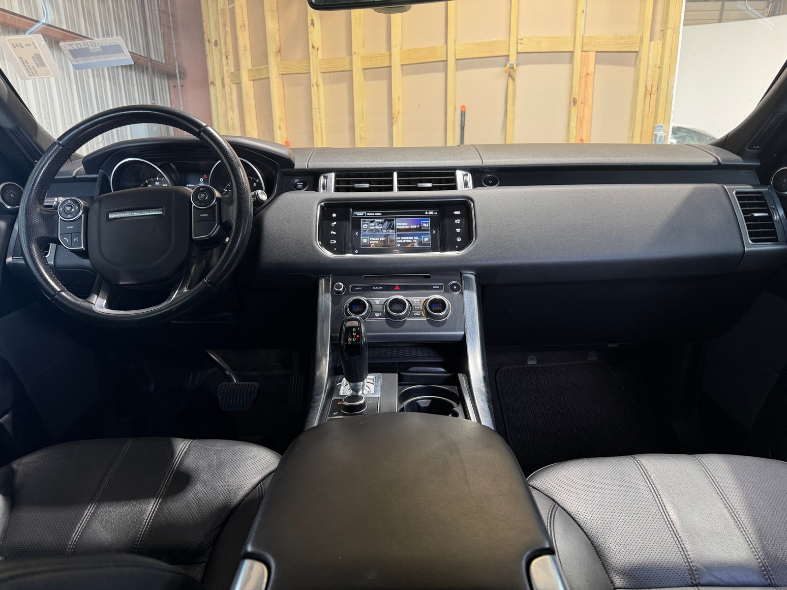 Thumbnail: 2016 Land Rover Range Rover Sport - 2