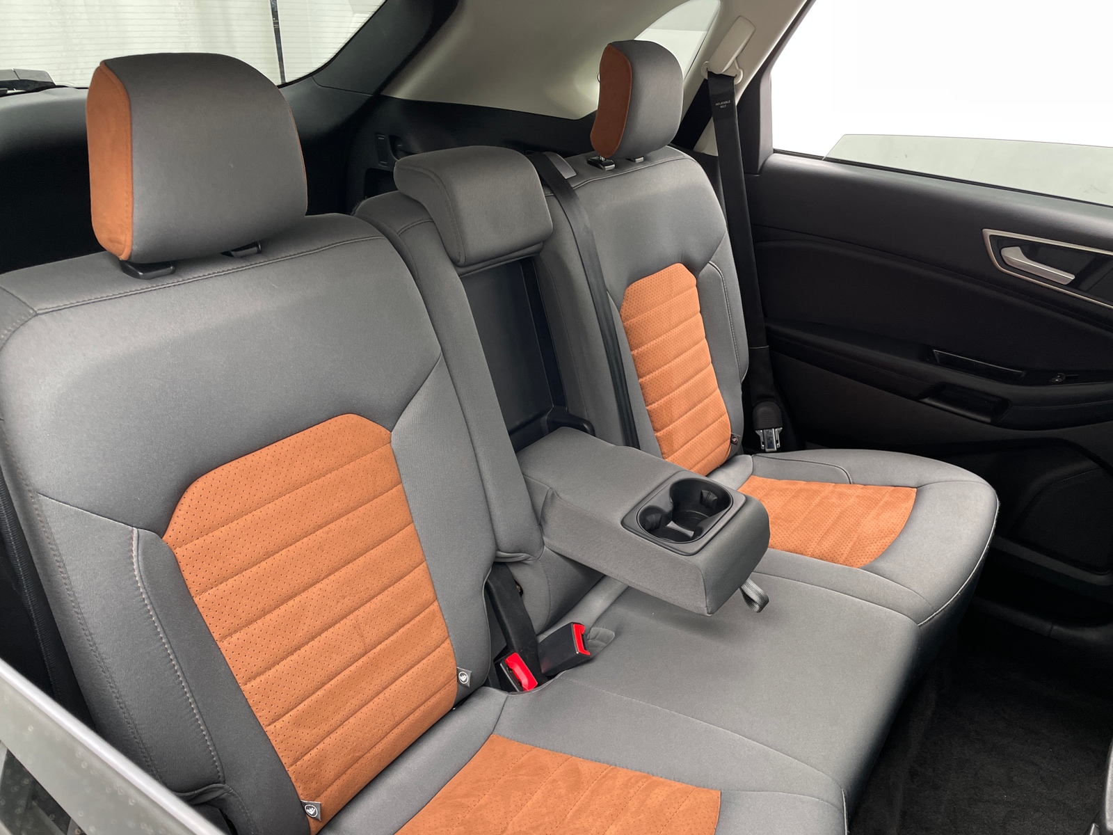 Thumbnail: 2018 Ford Edge - 6