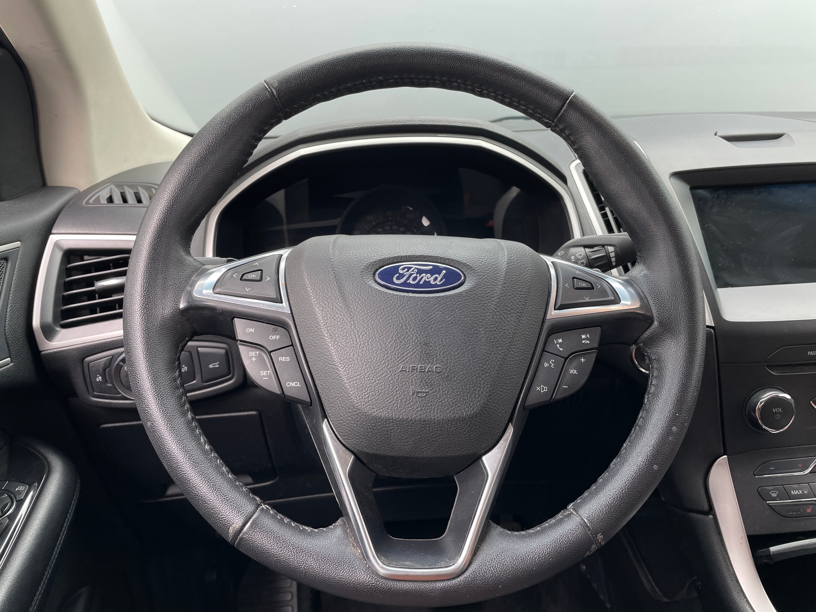 Thumbnail: 2018 Ford Edge - 5