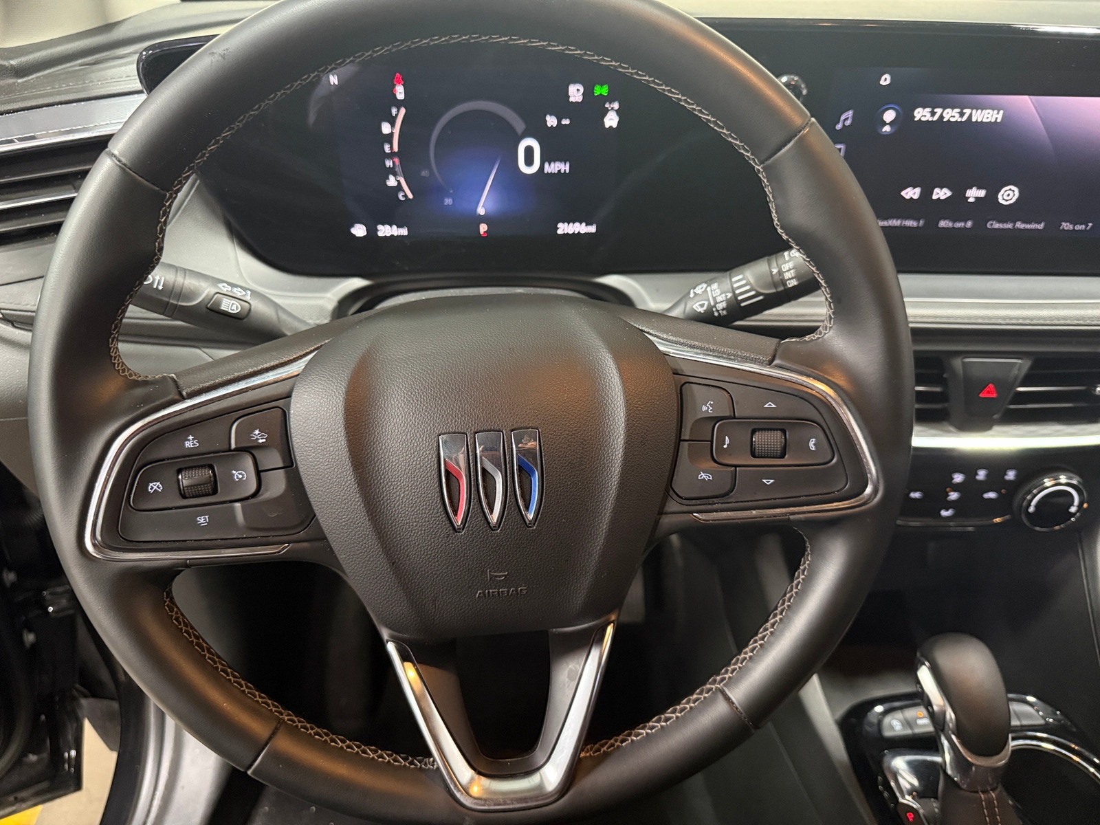 Thumbnail: 2025 Buick Encore GX - 4