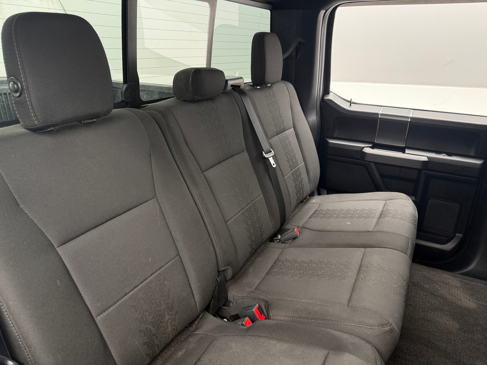Thumbnail: 2019 Ford Econoline - 6