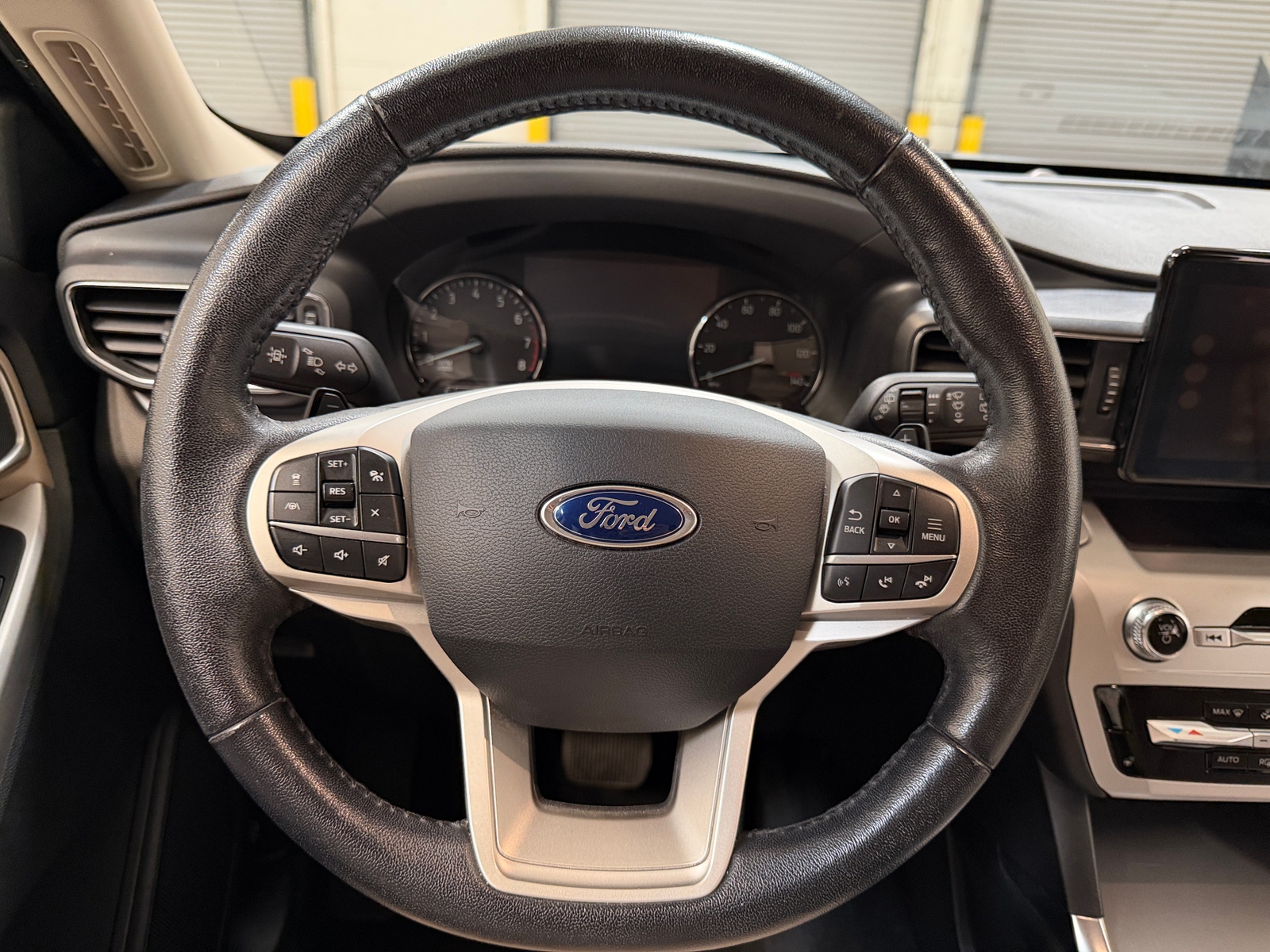 Thumbnail: 2021 Ford Explorer - 4