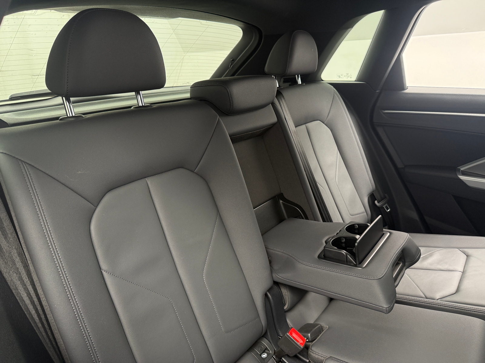Thumbnail: 2021 Audi Q3 - 6