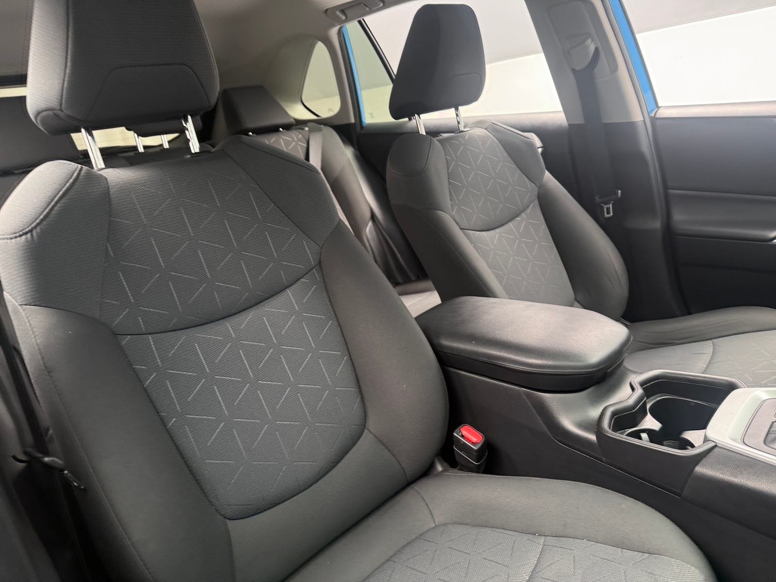 Thumbnail: 2019 Toyota RAV4 - 2