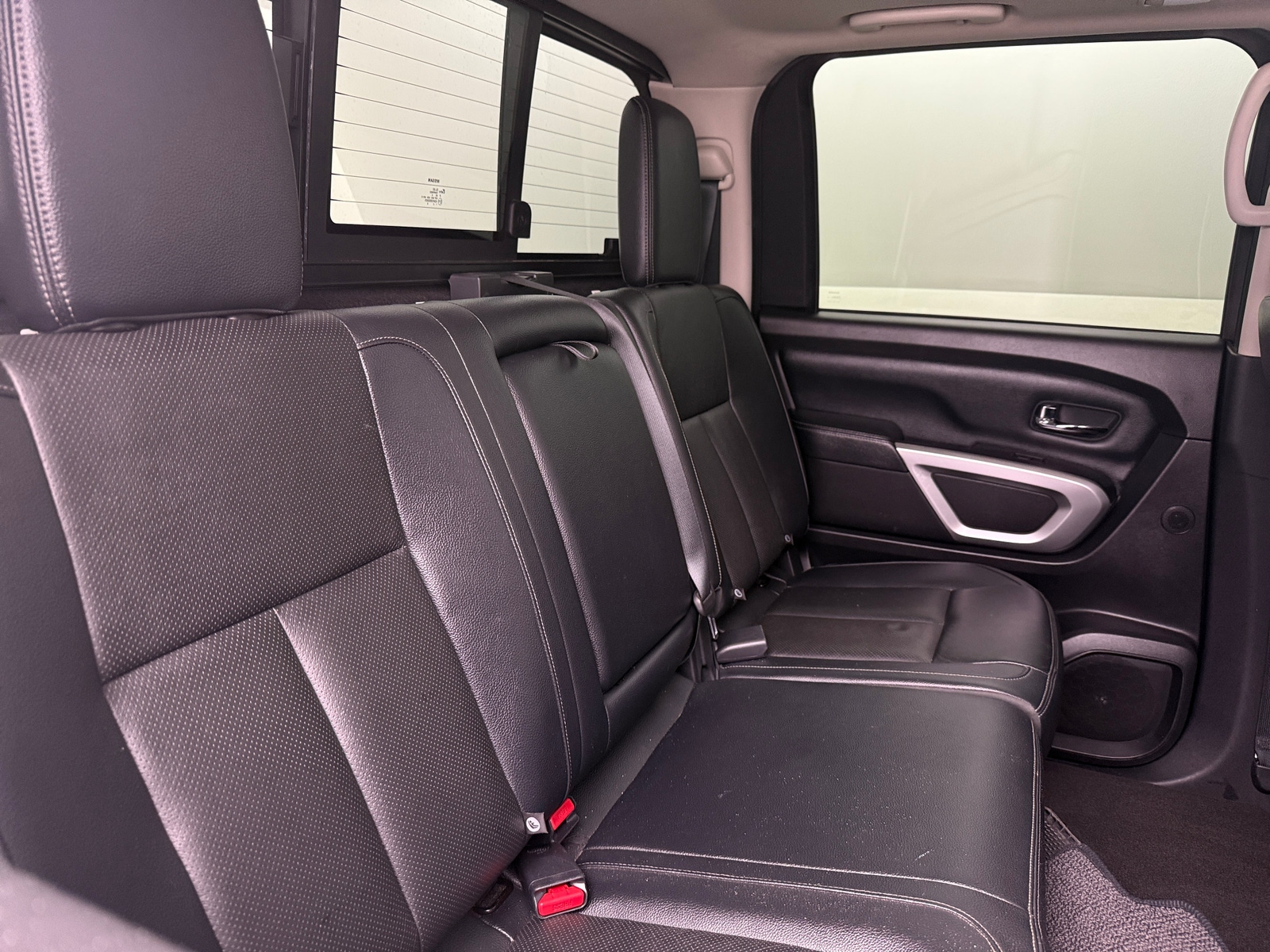Thumbnail: 2020 Nissan Titan - 5