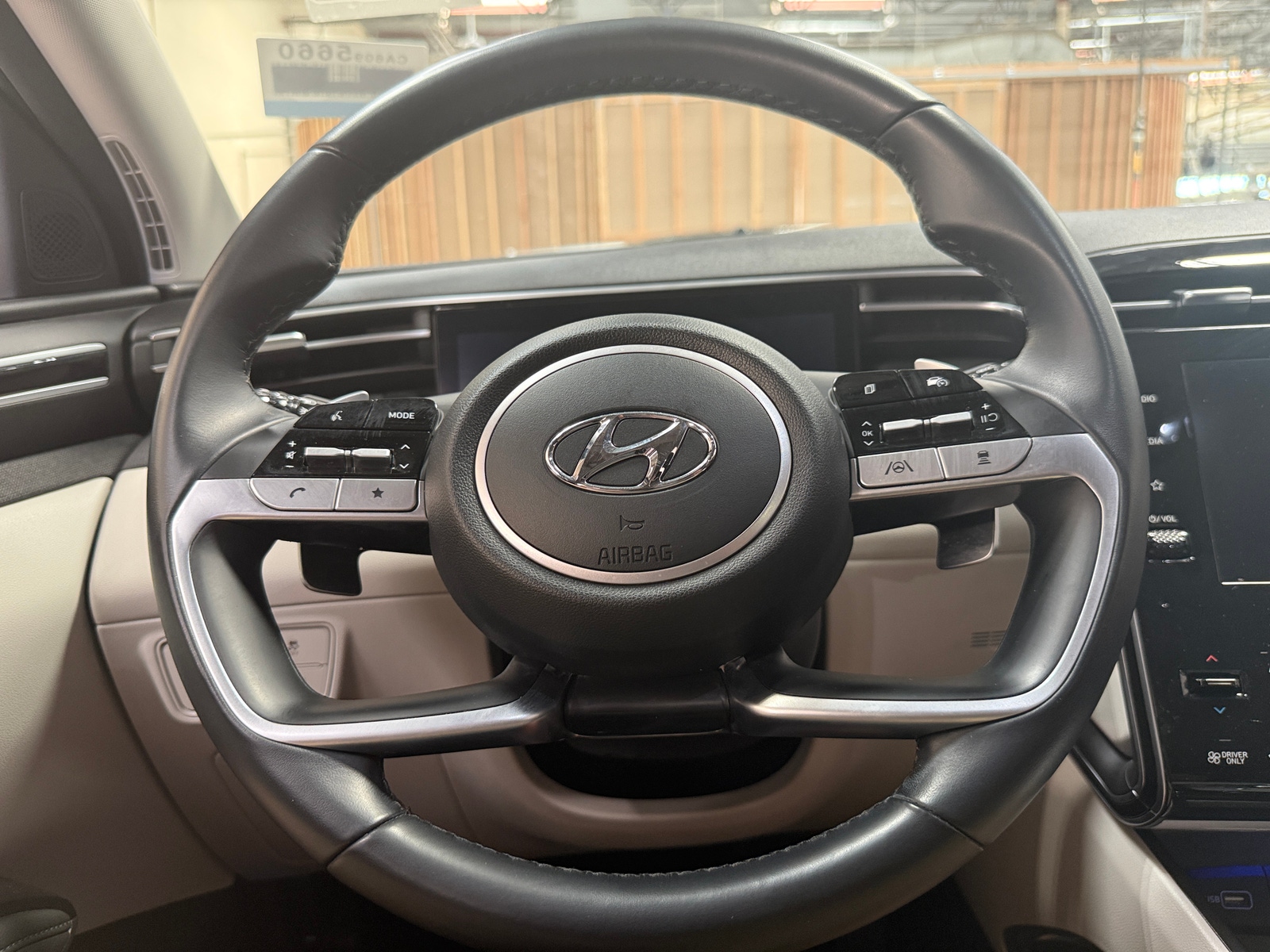 Thumbnail: 2022 Hyundai Tucson - 5