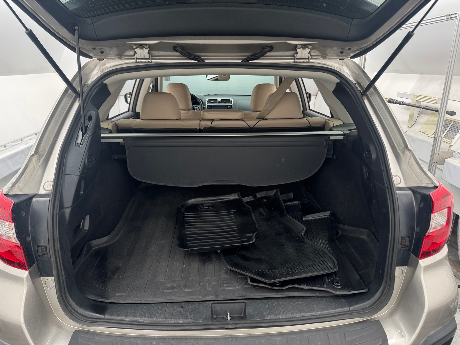 Thumbnail: 2019 Subaru Outback - 6