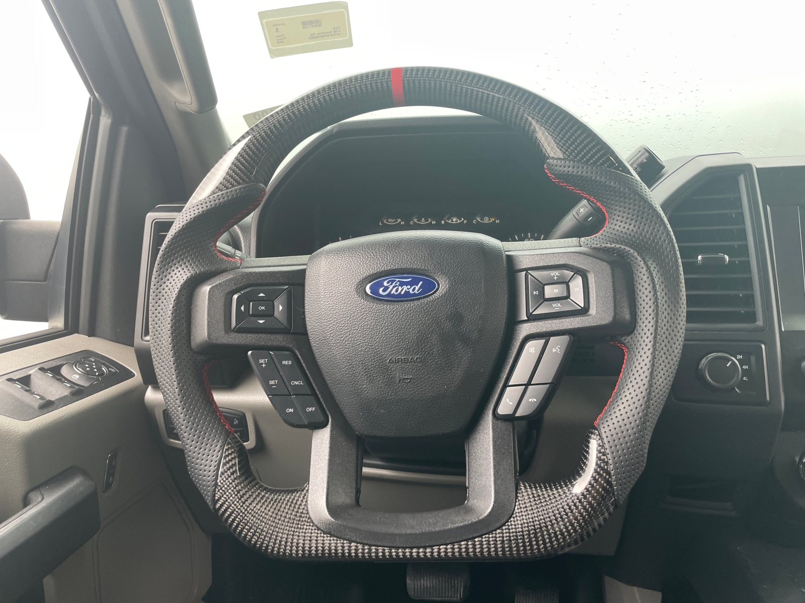 Thumbnail: 2019 Ford Econoline - 5