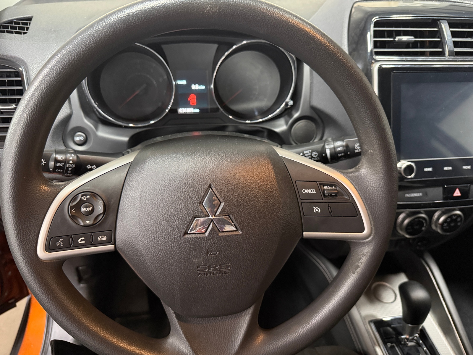 Thumbnail: 2020 Mitsubishi Outlander Sport - 5