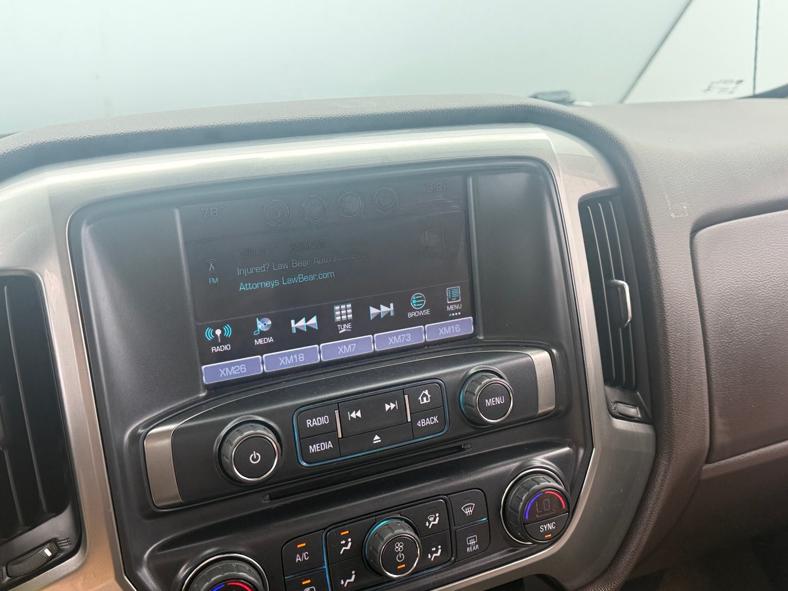 Thumbnail: 2018 Chevrolet Silverado 1500 - 4