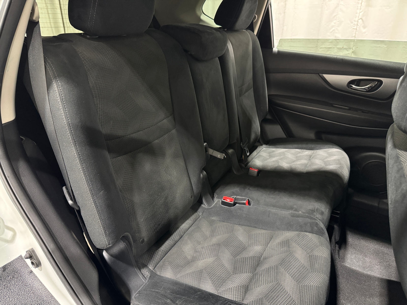 Thumbnail: 2015 Nissan Rogue - 6