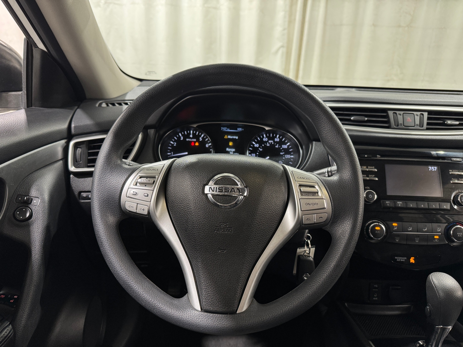 Thumbnail: 2015 Nissan Rogue - 5