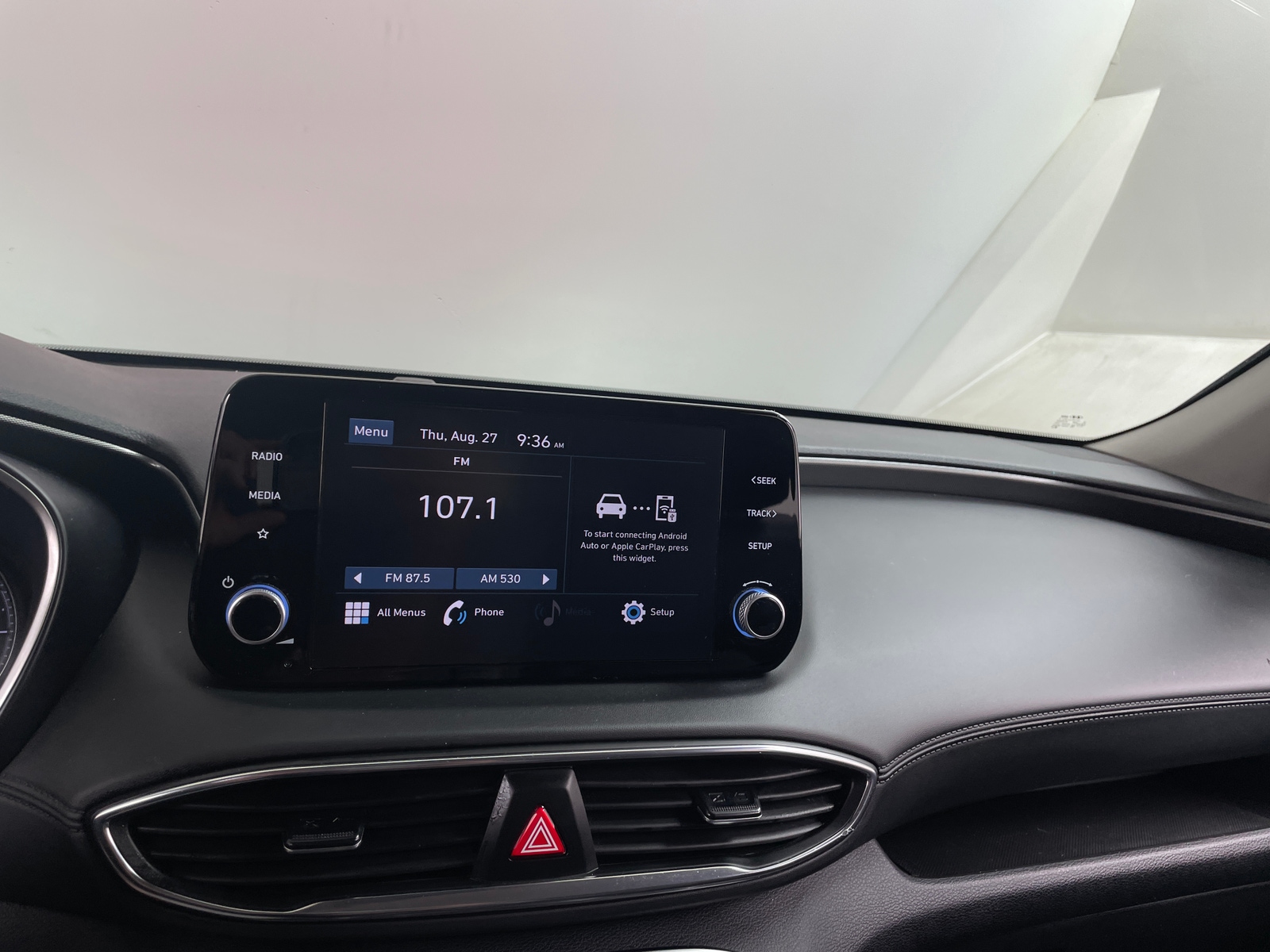 Thumbnail: 2023 Hyundai Santa Fe - 4