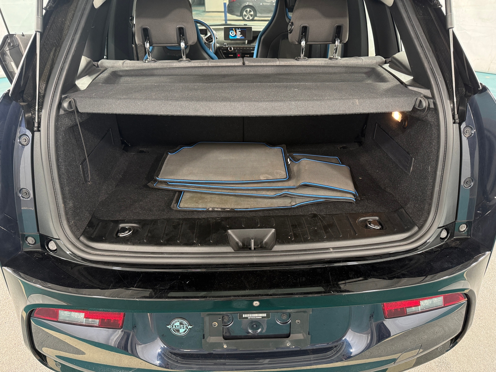 Thumbnail: 2018 BMW i3 - 7