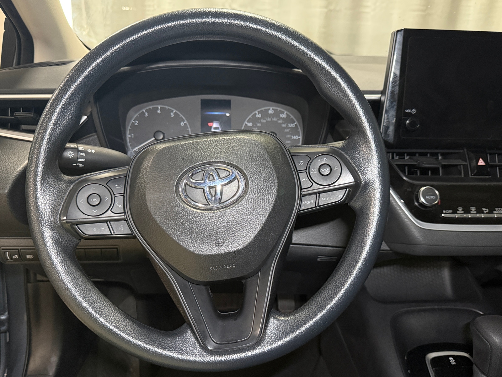 Thumbnail: 2024 Toyota Corolla - 5