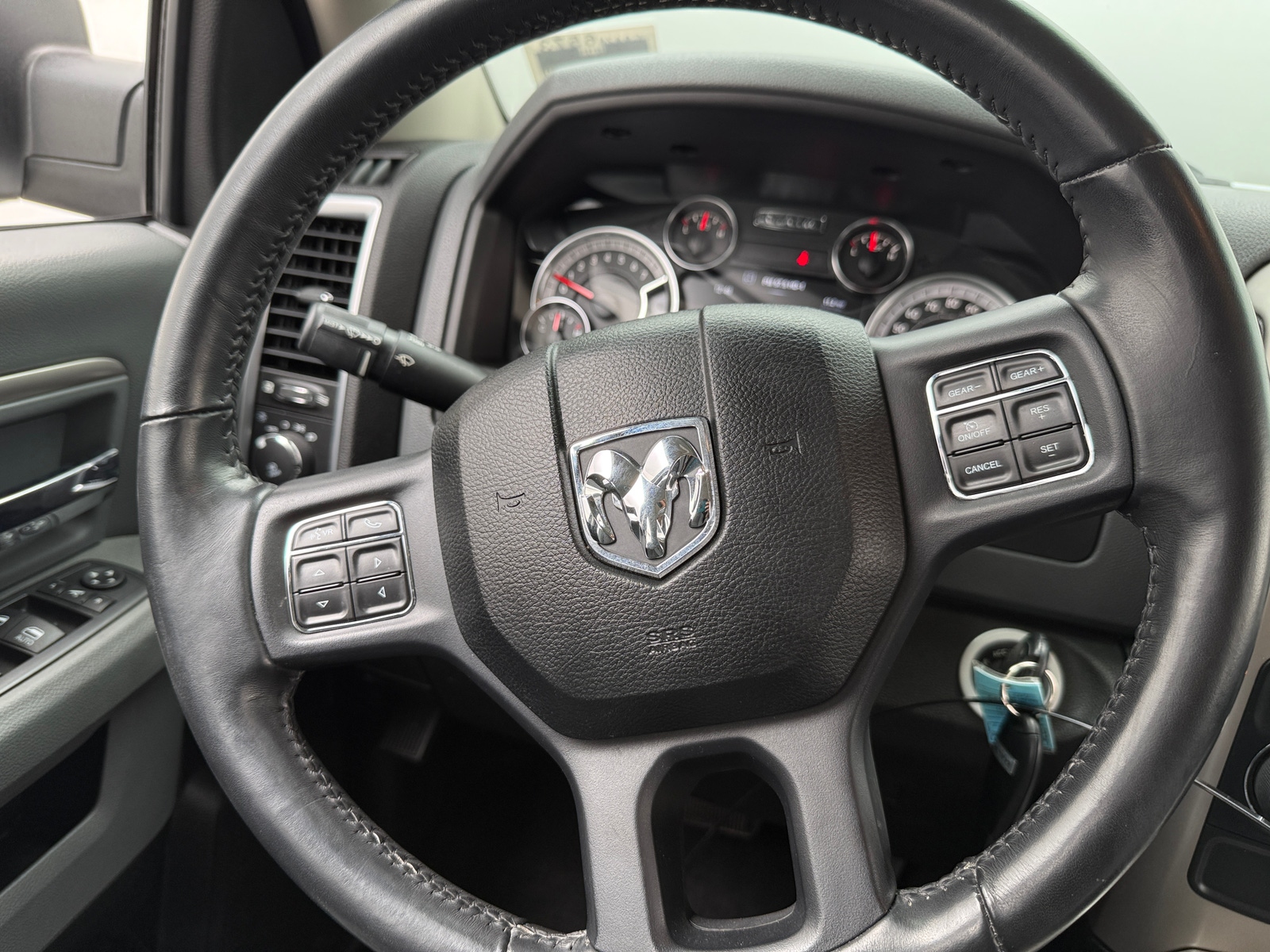 Thumbnail: 2019 RAM 1500 Classic - 5