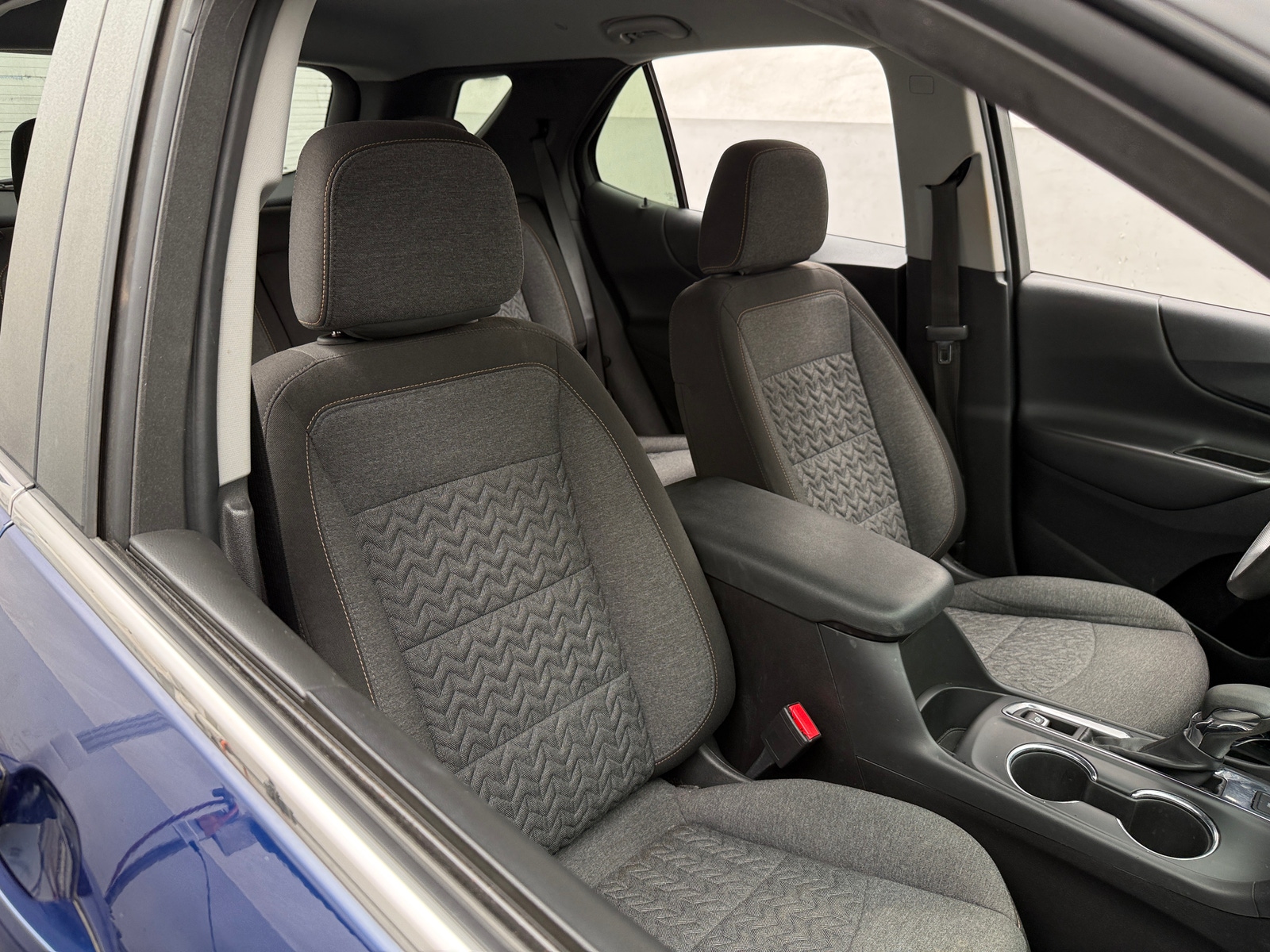 Thumbnail: 2023 Chevrolet Equinox - 2