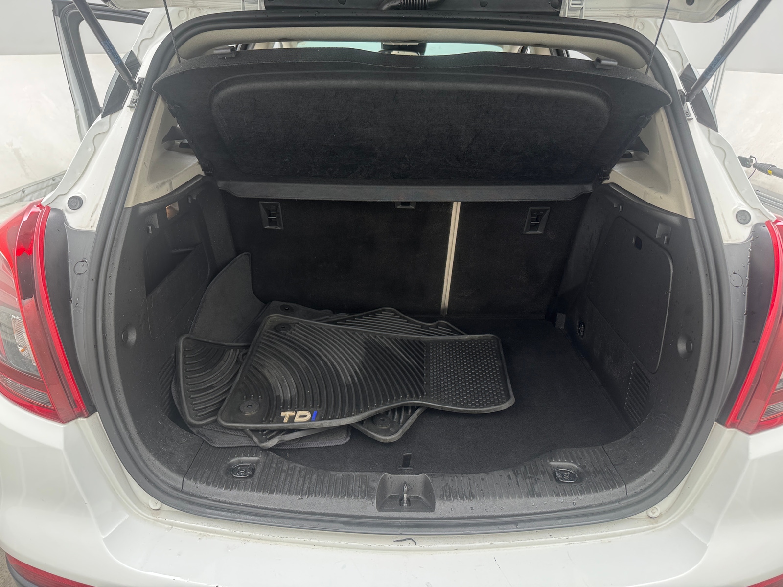 Thumbnail: 2019 Buick Encore - 6