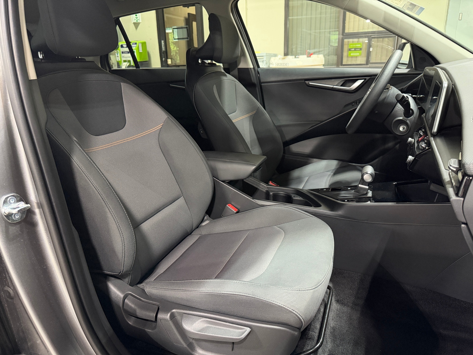 Thumbnail: 2026 Kia Niro - 2