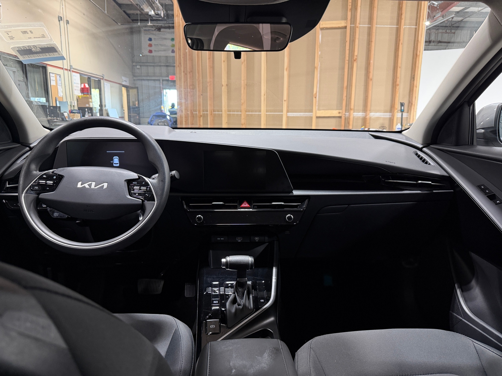 Thumbnail: 2026 Kia Niro - 3