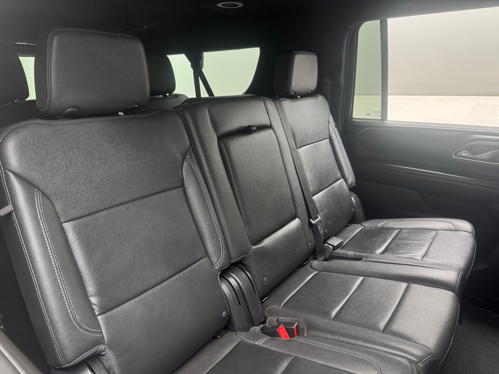 Thumbnail: 2023 Chevrolet Suburban - 5