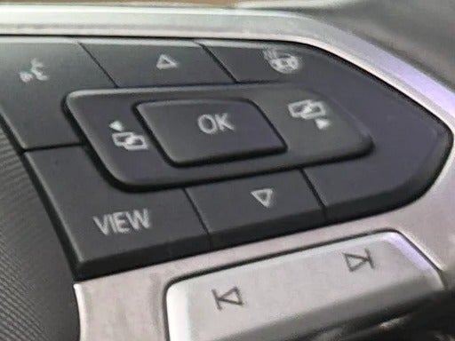 2025 Volkswagen Atlas SE w/Tech - Photo 20