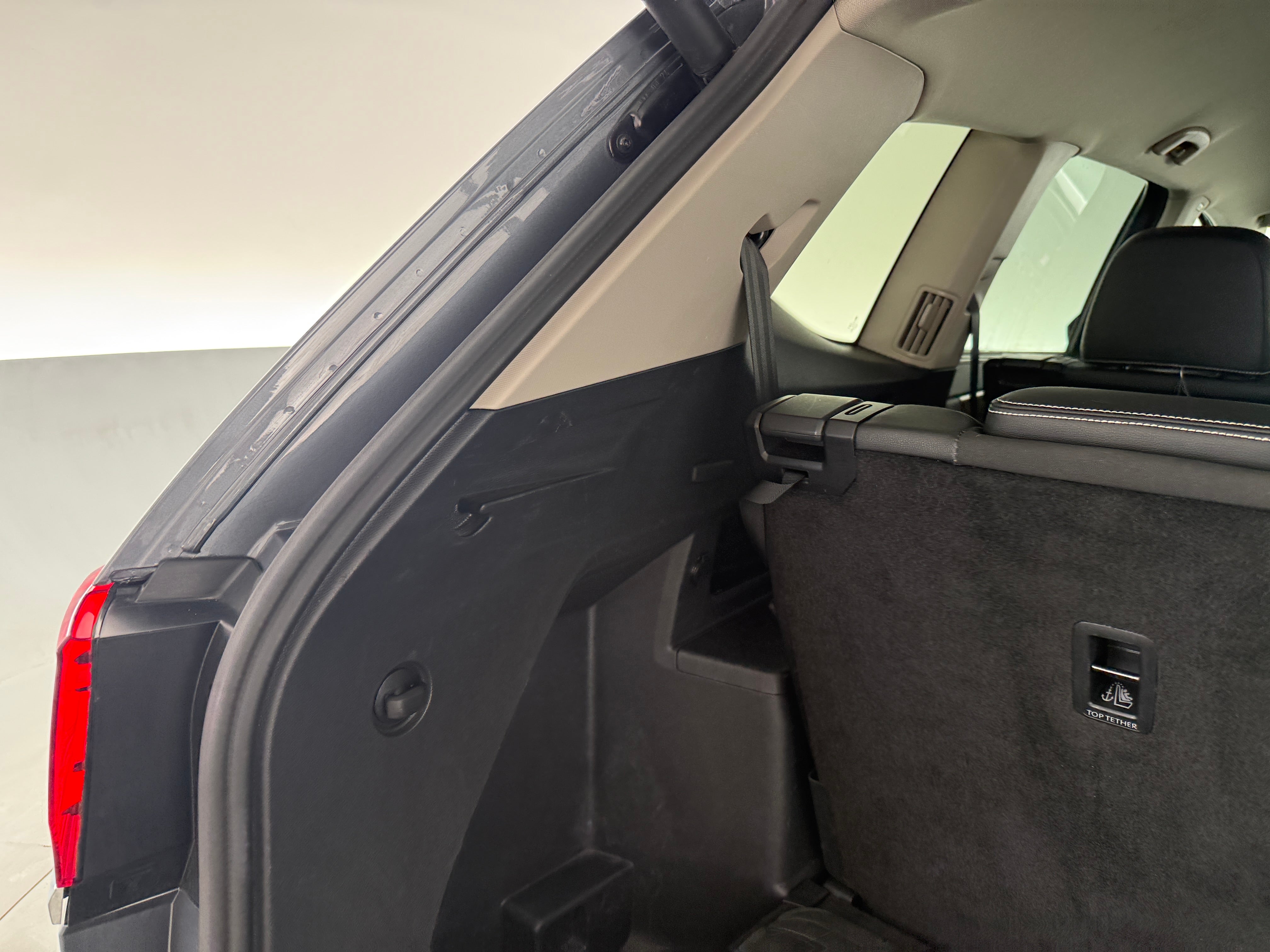 2025 Volkswagen Atlas SE w/Tech - Photo 26