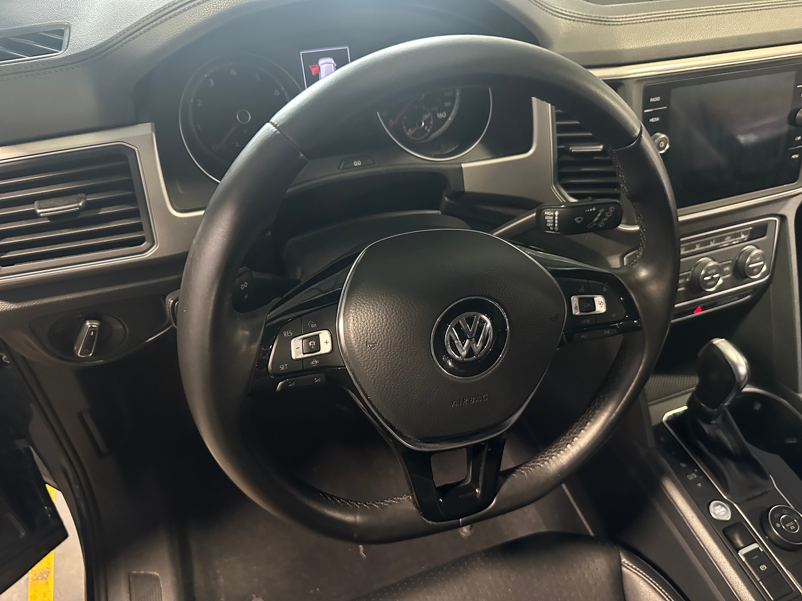 Thumbnail: 2019 Volkswagen Atlas - 4