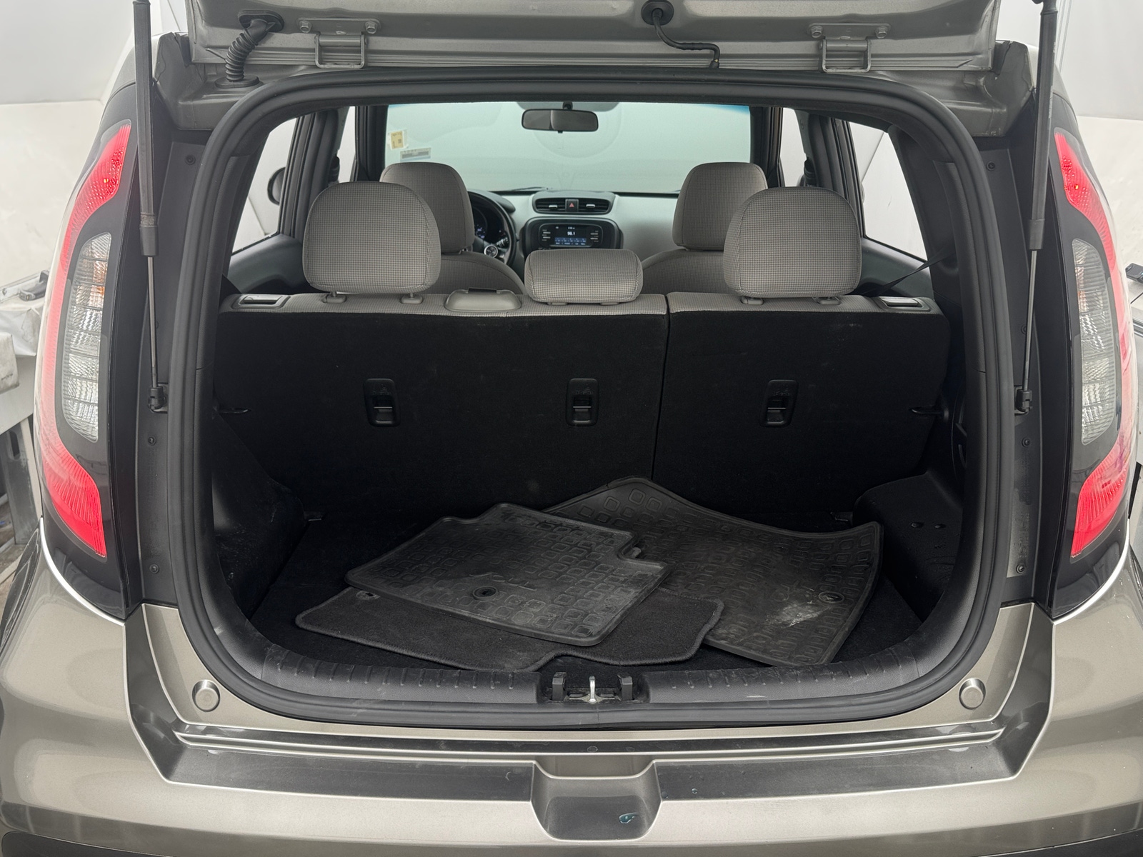 Thumbnail: 2019 Kia Soul - 7