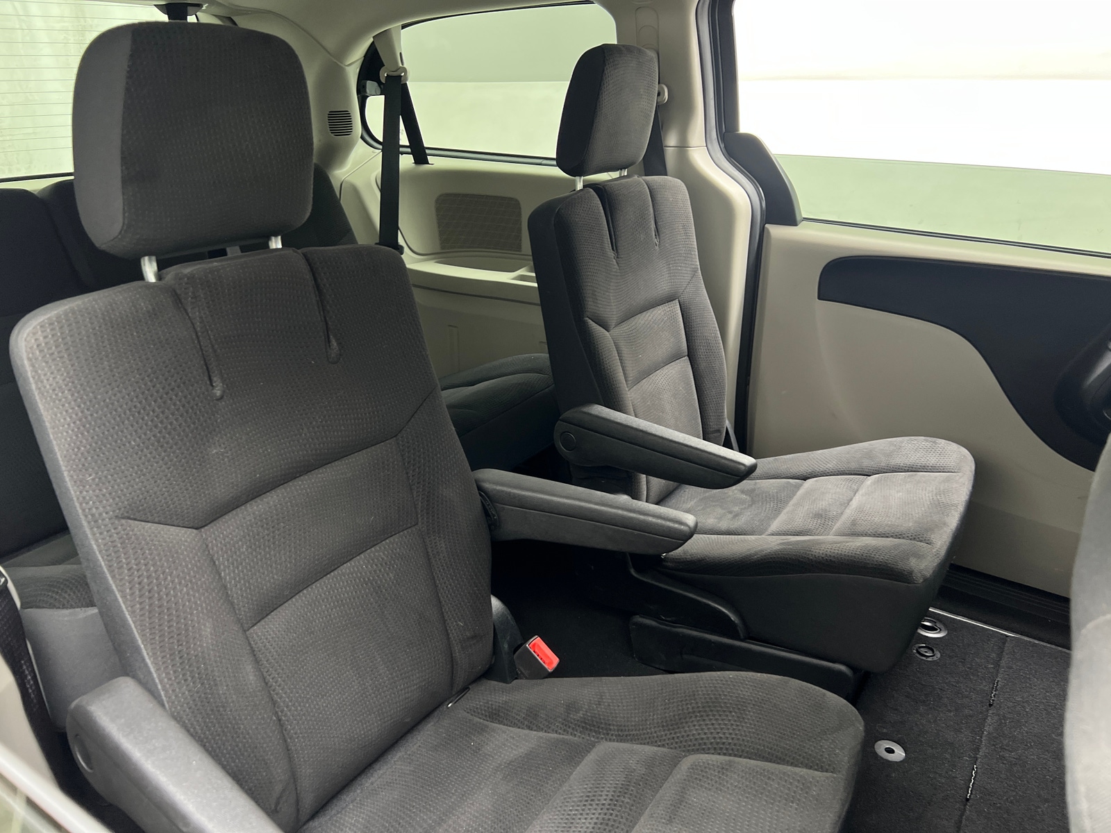 Thumbnail: 2018 Dodge Grand Caravan - 6