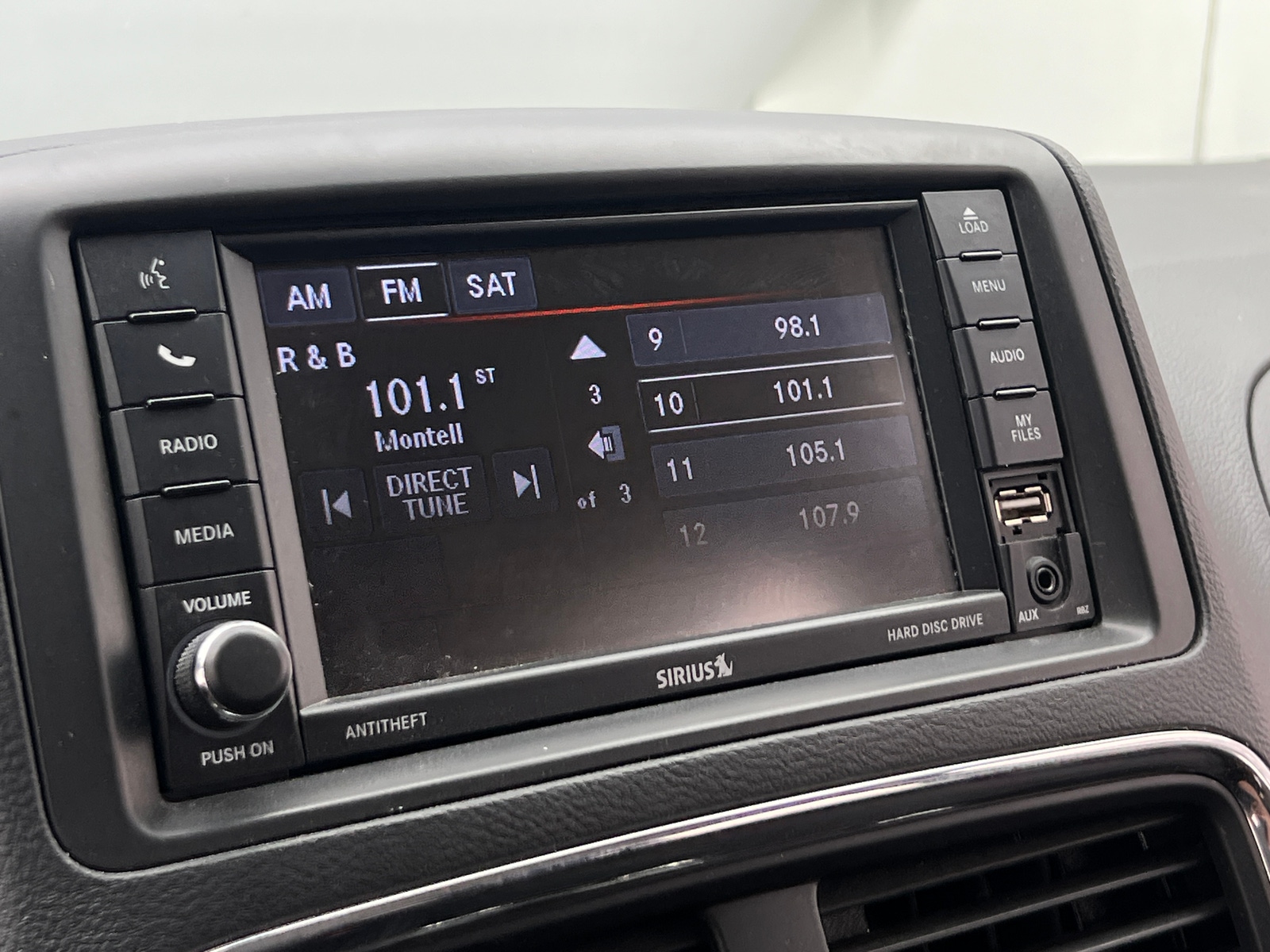 Thumbnail: 2018 Dodge Grand Caravan - 4