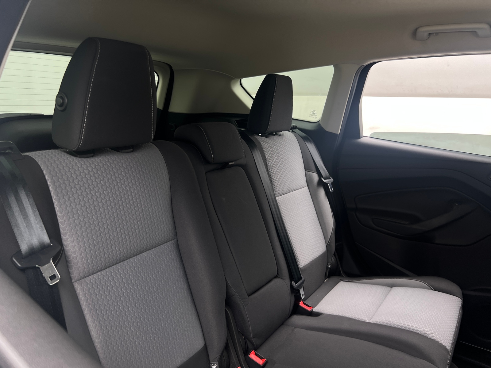 Thumbnail: 2017 Ford Escape - 6