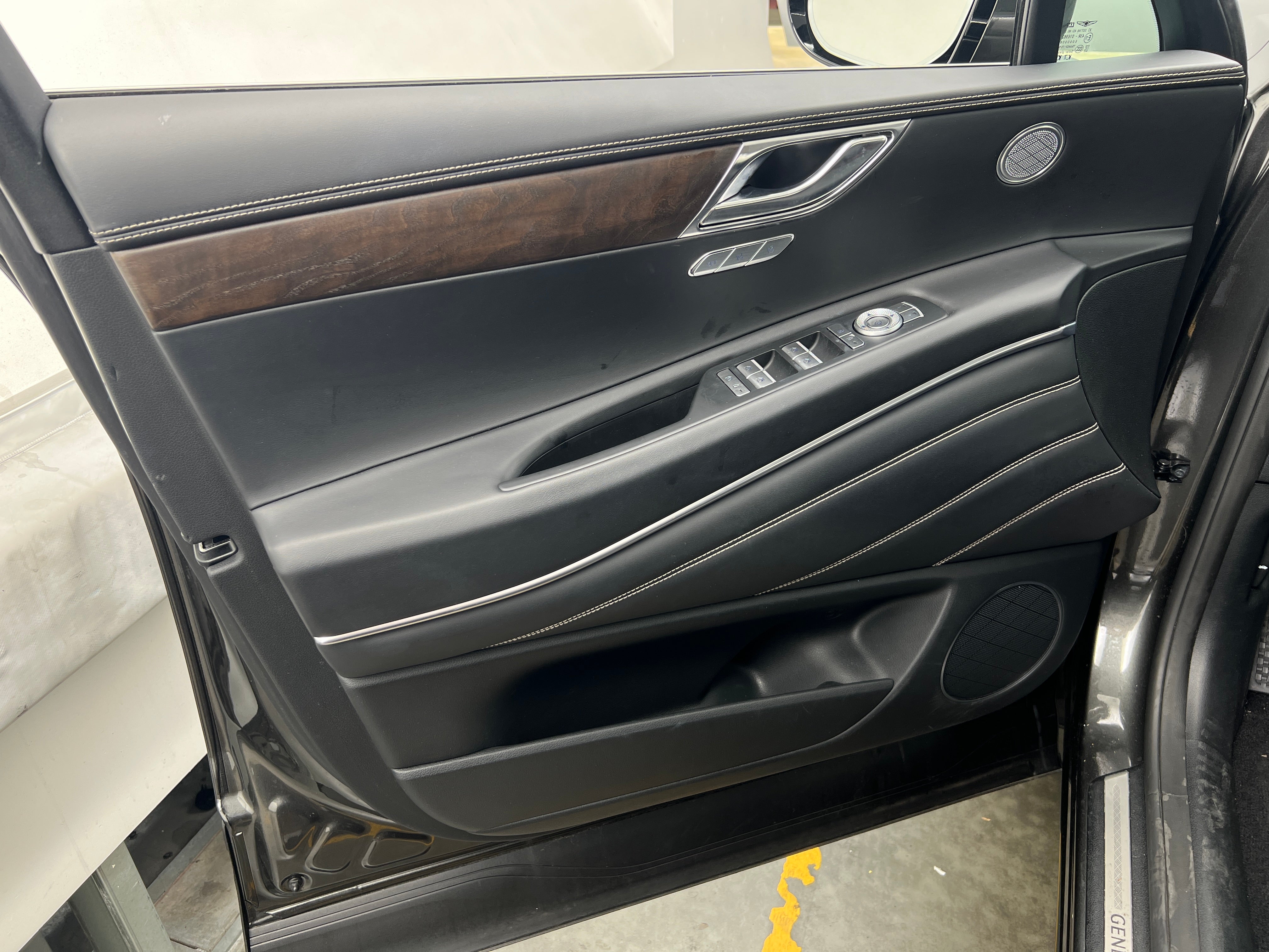 2024 GENESIS GV80