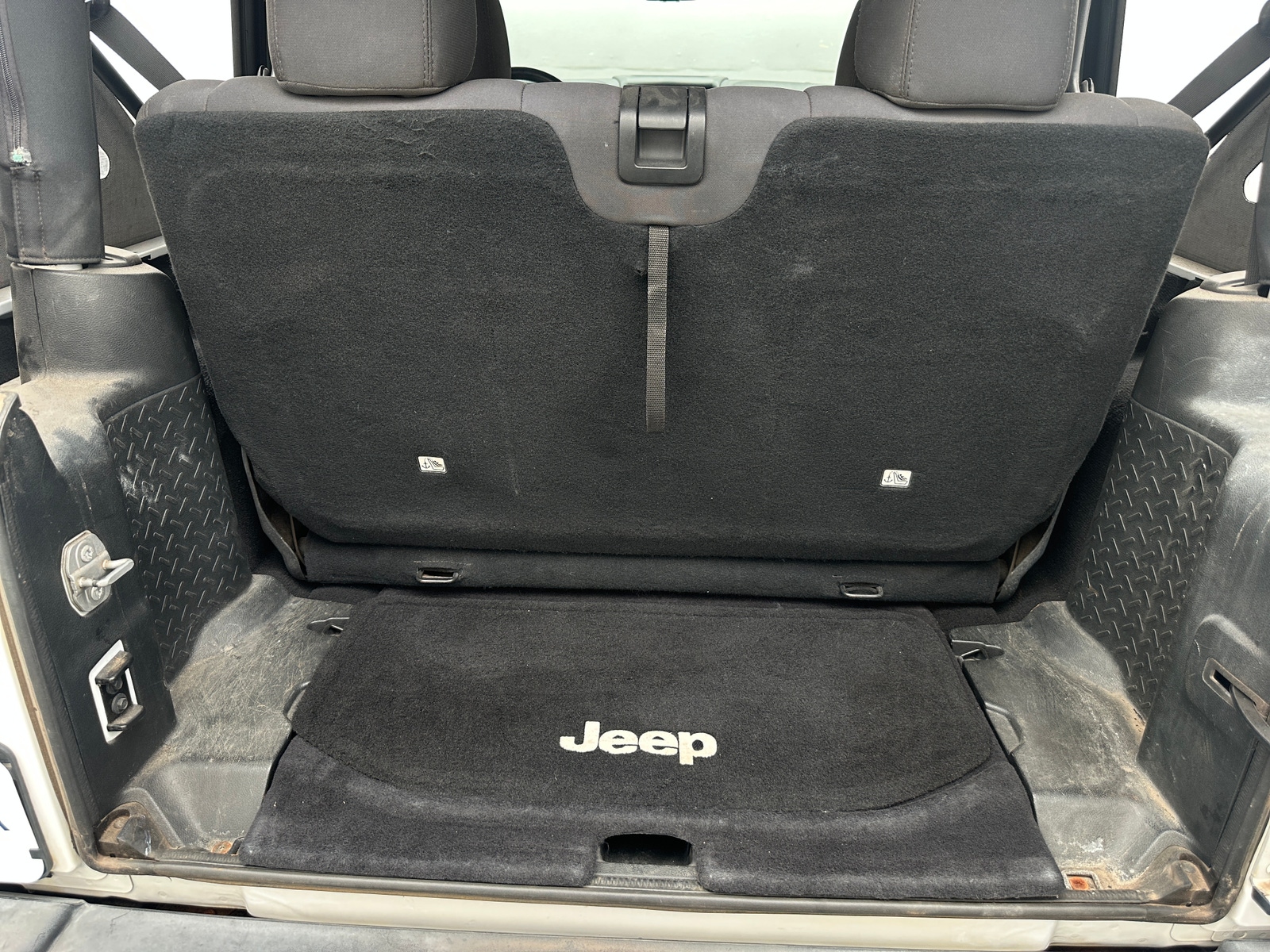 Thumbnail: 2017 Jeep Wrangler - 7