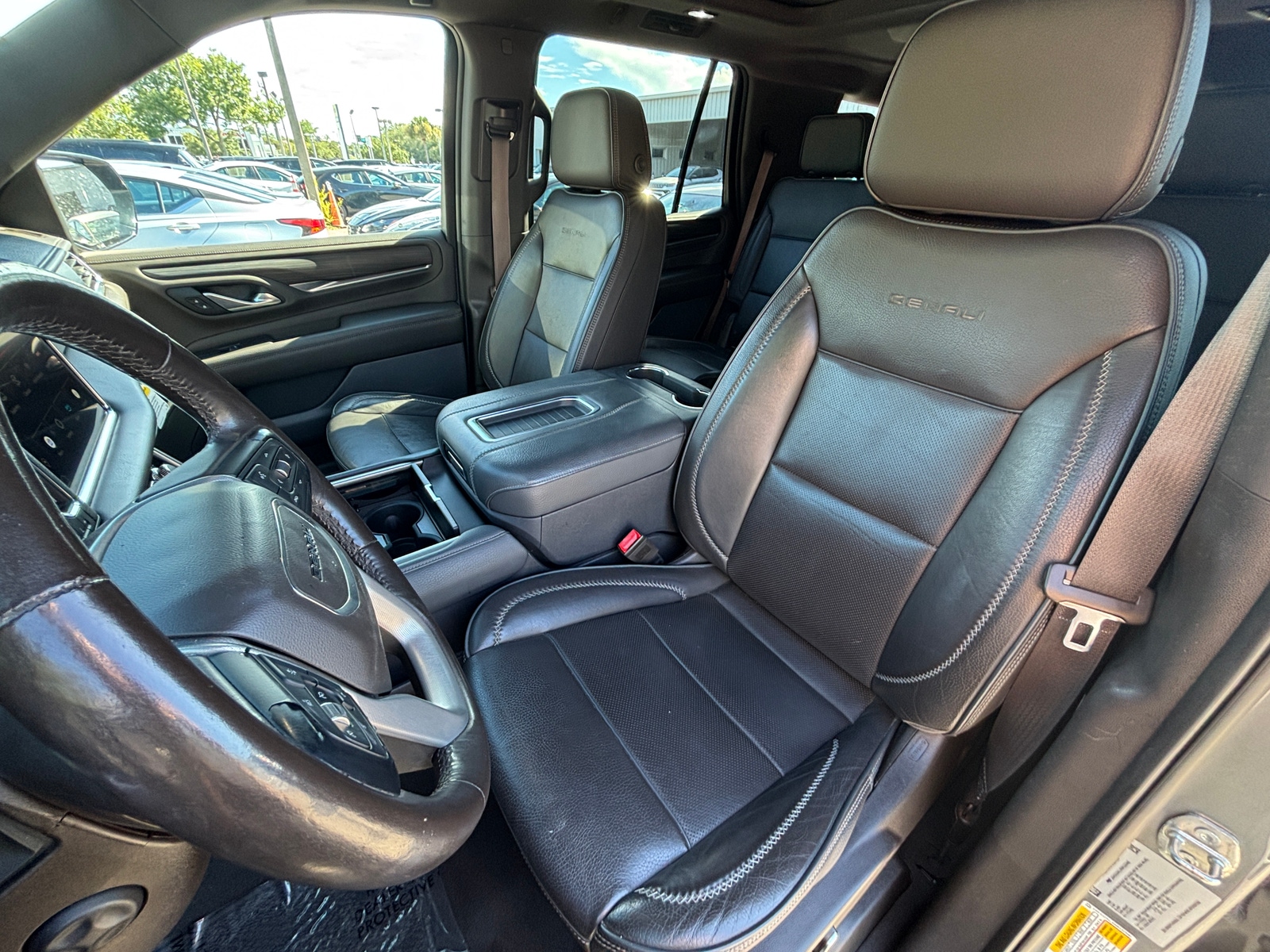 Thumbnail: 2022 GMC Yukon - 2