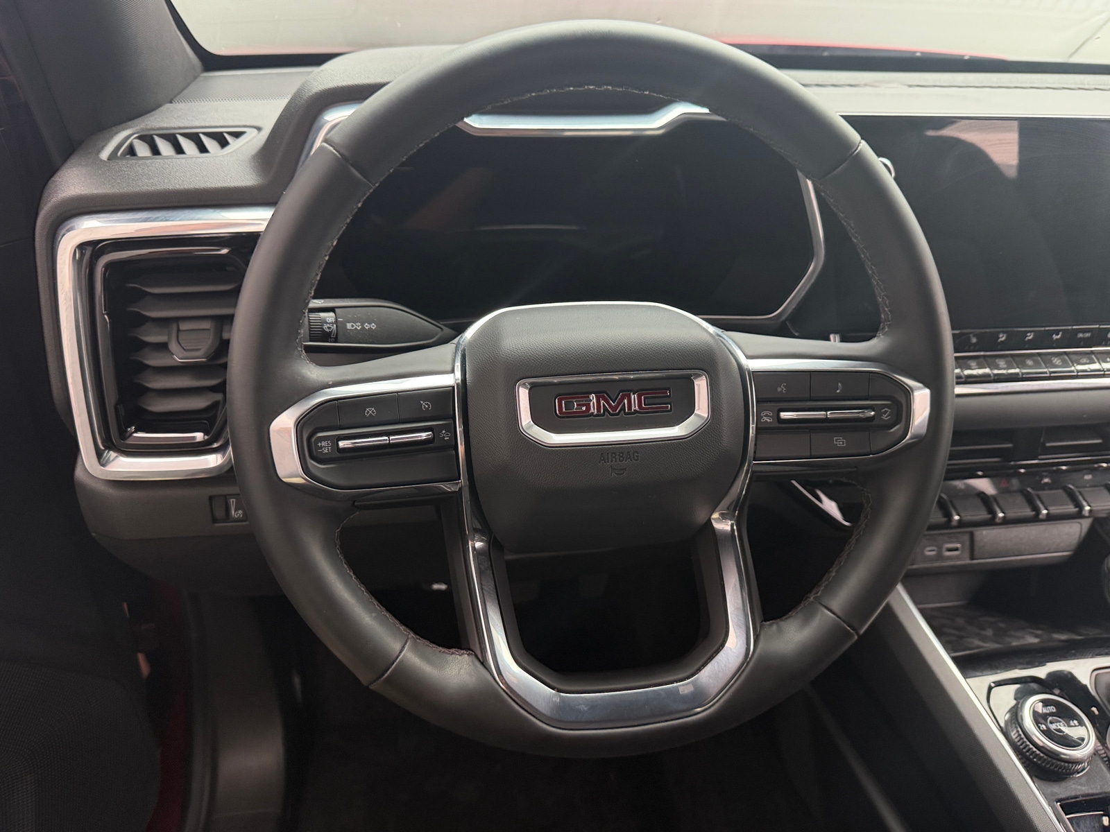 Thumbnail: 2024 GMC Canyon - 5