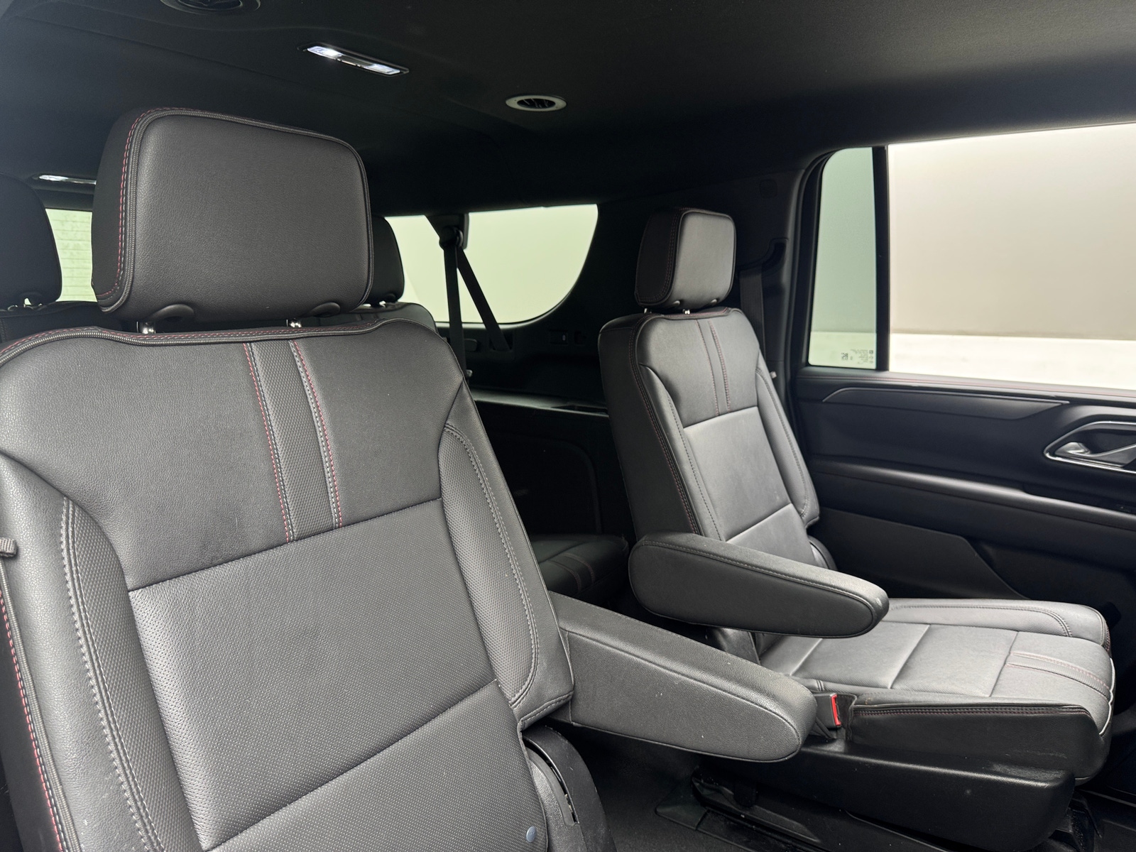 Thumbnail: 2022 Chevrolet Suburban - 5
