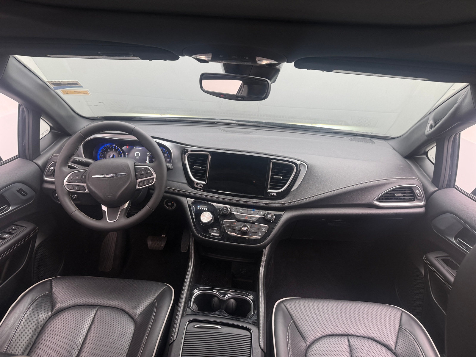 Thumbnail: 2026 Chrysler Pacifica - 2