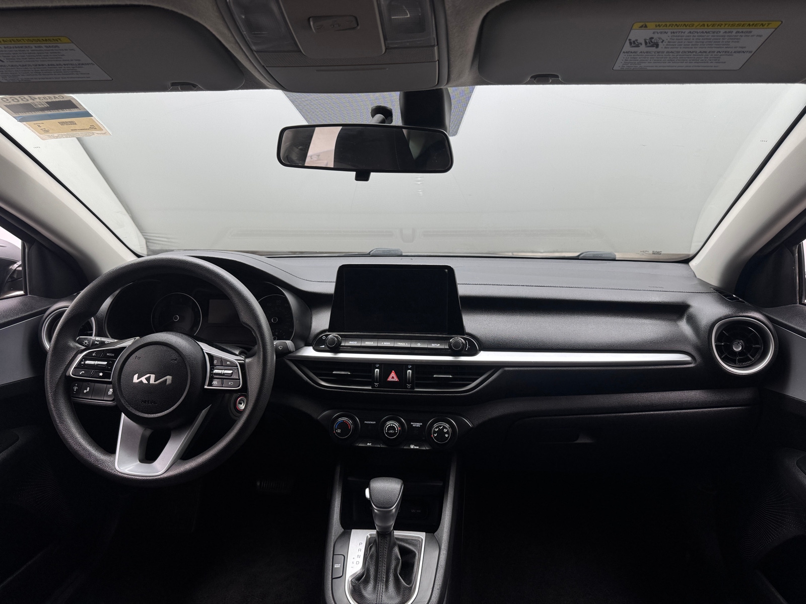 Thumbnail: 2022 Kia Forte - 3