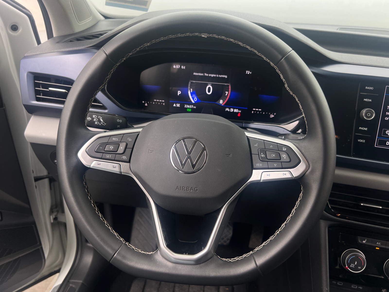 Thumbnail: 2023 Volkswagen Taos - 5