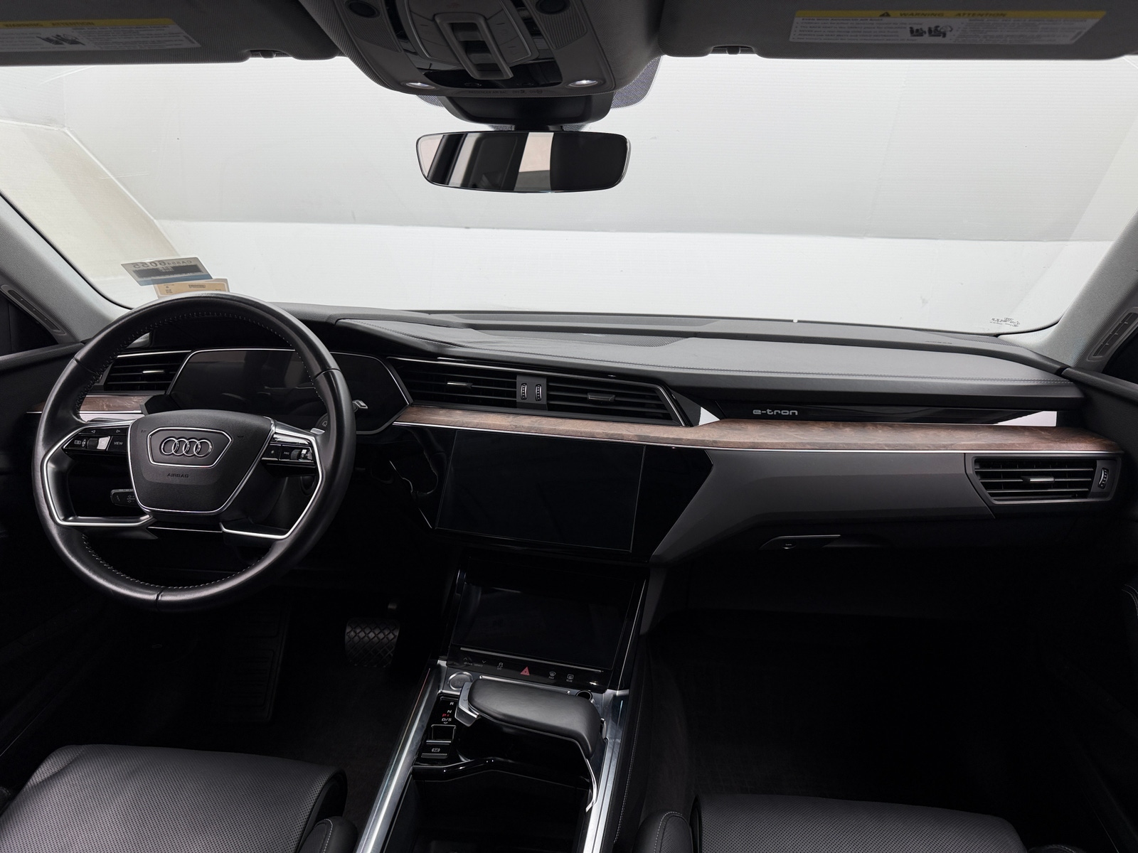 Thumbnail: 2019 Audi e-tron - 2