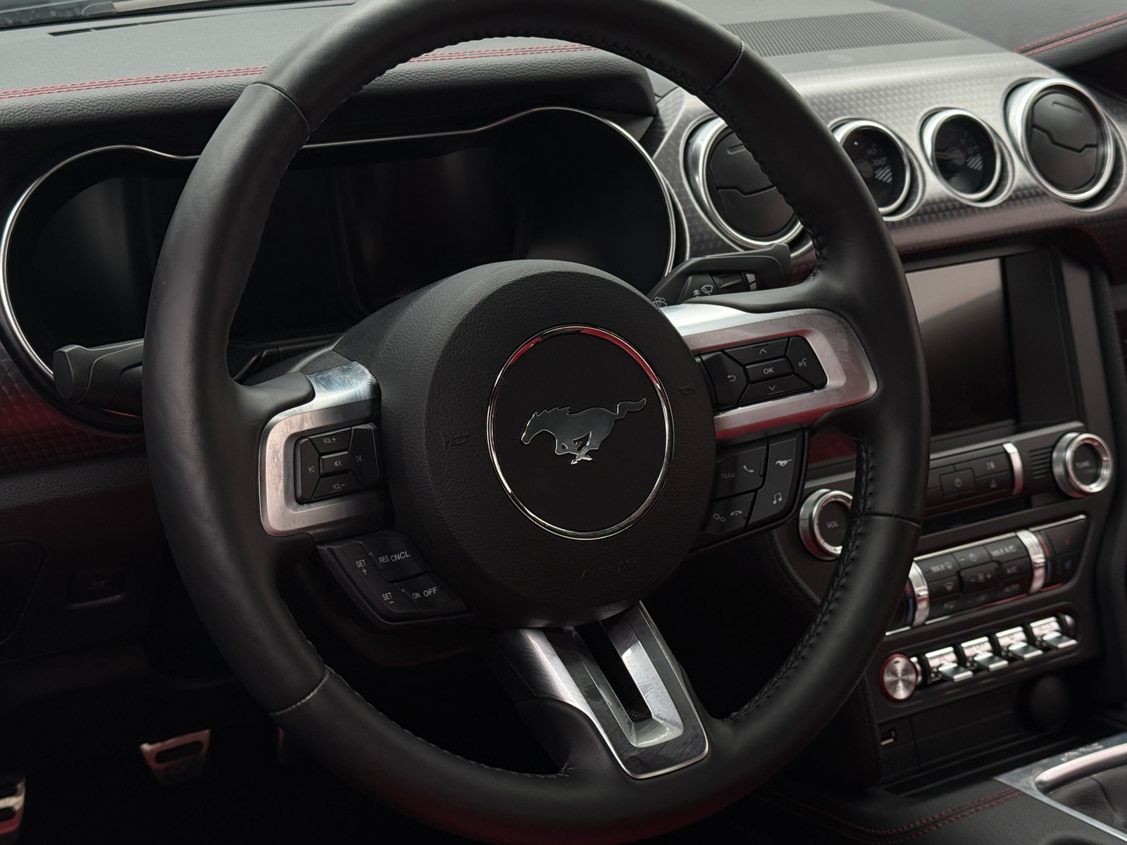 Thumbnail: 2019 Ford Mustang - 3